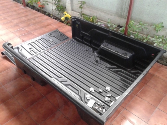 ขายแม็กไลน์เนอร์แท้ศูนย์ VIGO CABมือสอง สภาพสวยเหมือนใหม่