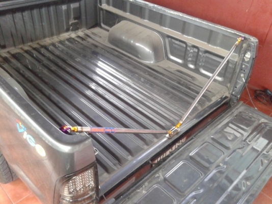 ขายแม็กไลน์เนอร์แท้ศูนย์ VIGO CABมือสอง สภาพสวยเหมือนใหม่