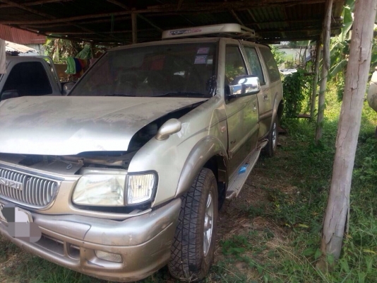 อีซูซุเเอ๊ดเเวนเจอร์ เครื่อง3000 เกียร์ออโต้ ปี2002 เล่มโอนลอยๆ หรือเเยกขายอะไหลทุกชิ้น