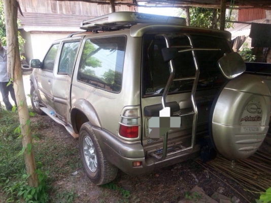 อีซูซุเเอ๊ดเเวนเจอร์ เครื่อง3000 เกียร์ออโต้ ปี2002 เล่มโอนลอยๆ หรือเเยกขายอะไหลทุกชิ้น