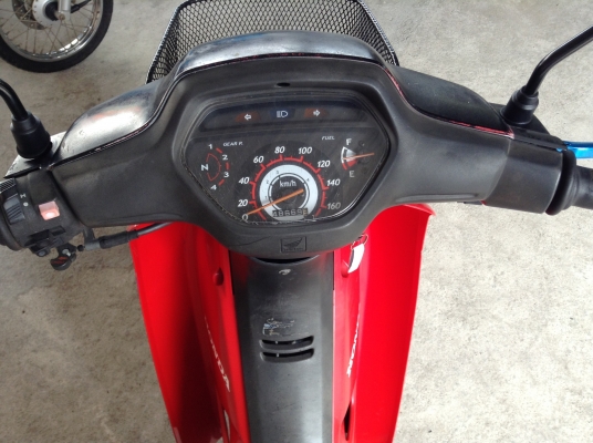 อยู่บางแสนคับ เวฟ100 ปี45 รถเครื่องดีคับ ทะเบียนครบ ภาษี57