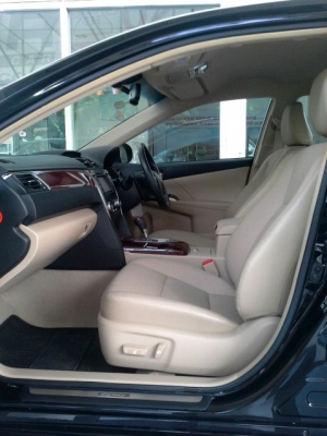 ไมล์2,xxx กม. New Camry 2.5G รถคุณภาพของแท้ ใช้งานน้อยมาก