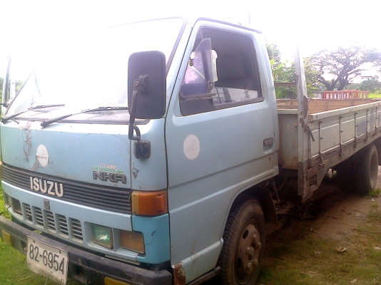 หกล้อ อีซูซุ NKR110 ห้างแท้เกียร์สั้น ยกหัวได้ เล่มทะเบียนพร้อมโอน ราคาต่อรองได้ ครับ