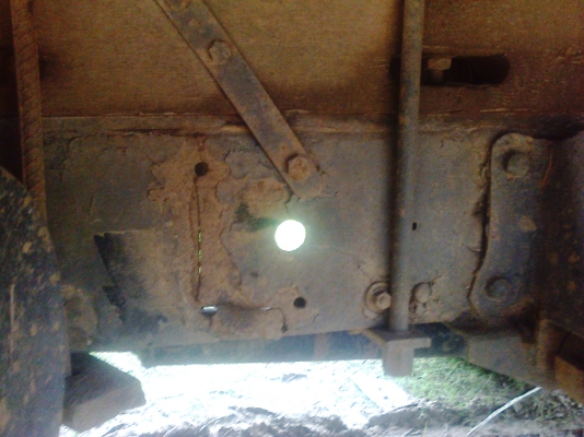 หกล้อ อีซูซุ NKR110 ห้างแท้เกียร์สั้น ยกหัวได้ เล่มทะเบียนพร้อมโอน ราคาต่อรองได้ ครับ