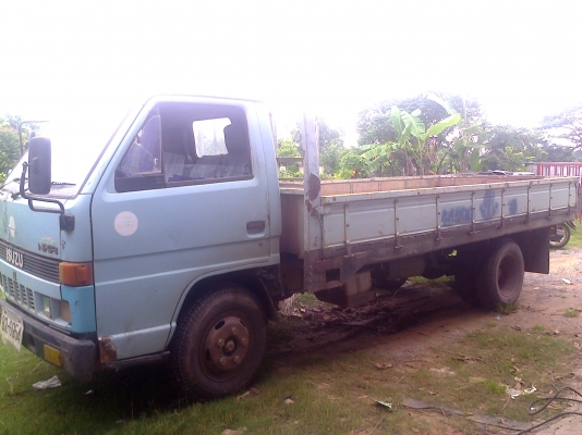 หกล้อ อีซูซุ NKR110 ห้างแท้เกียร์สั้น ยกหัวได้ เล่มทะเบียนพร้อมโอน ราคาต่อรองได้ ครับ