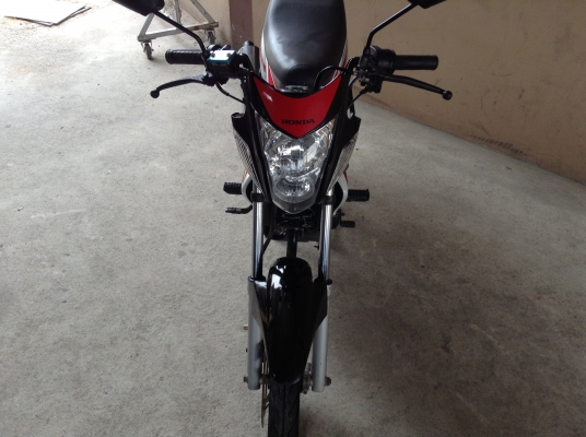 ขาย!!! โซนิคตัวใหม่ กุญแจใหญ่ ปี48 รถเครื่องดีคับ ทะเบียนครบ ภาษีไม่หมด