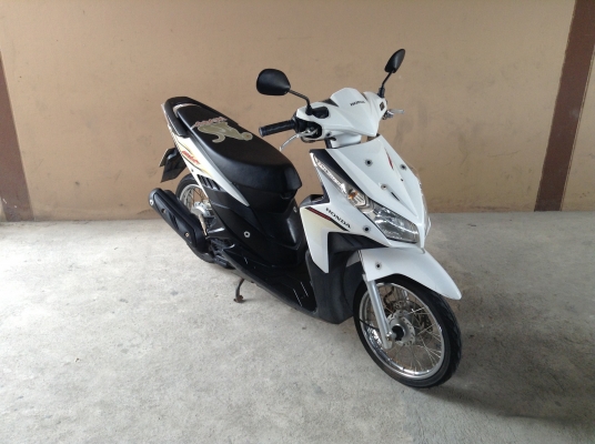 ขาย!!! ฮอนด้าคลิ๊กไอ ปี52 รถเครื่องดีคับ ทะเบียนครบ ภาษี57