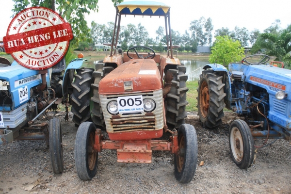 AUC 5 Code 005  แทรกเตอร์  เก่านอก ISEKI 2400  ราคา เริ่มต้นการประมูล 30,000 บาท