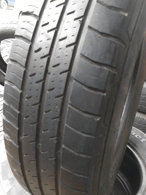 205R16C  CONTINENTAL  4X4 CONTACKT  110/108R บรรทุกได้ดี ปี 2012 ชุด 4 เส้น TEL.081-427-3941