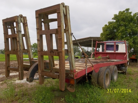 ขาย10ล้อมิตซูหลงหางปลาขึ้น 200และรถเกี่ยวได้หางไอโดรลิค