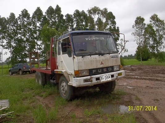 ขาย10ล้อมิตซูหลงหางปลาขึ้น 200และรถเกี่ยวได้หางไอโดรลิค