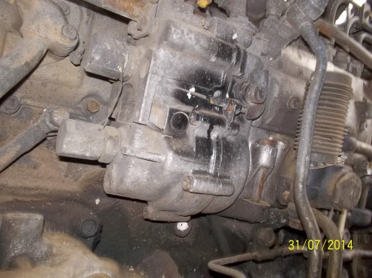 ขายเครื่อง  อิซุสุ 6BG1  175 แรงพร้อมใบคุมเครื่อง