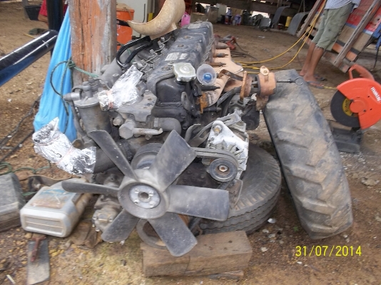 ขายเครื่อง  อิซุสุ 6BG1  175 แรงพร้อมใบคุมเครื่อง