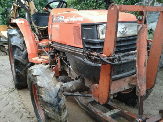 ขายรถไถ KUBOTA  L3408 พร้อมดันหน้า  มีเล่มทะเบียน
