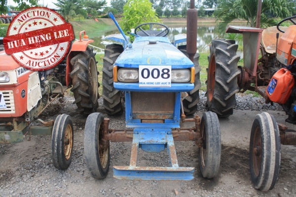 AUC 5 Code 008  แทรกเตอร์  เก่านอก ISEKI TS2210  ราคา เริ่มต้นการประมูล 30,000 บาท