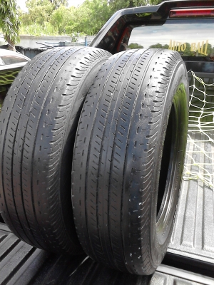 205/70R15  BRIDGESTONE DURAVIS R611  มี 2 เส้น  TEL.081-427-3941