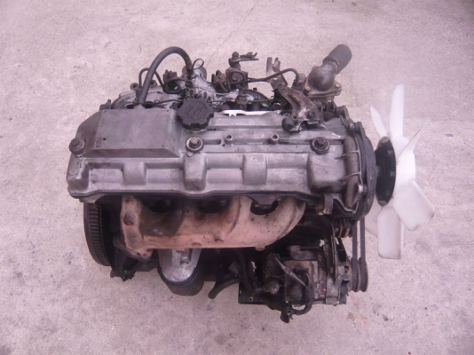 ขายเครื่องยนต์ดีเซลTOYOTA 2L 2.45