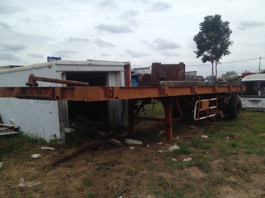 ขายหางสั้น พื้นเรียบ ยาว 8.50 เมตร 2 เพลาครับพร้อมทะเบียน