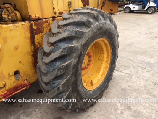 รถตัก 510 S/N 155XX นำเข้า ขายถูก บจก.สหสินอีควิปเม้นท์ โทร.081-5851880, 02-5168100-1 www.sahasinequipment.com รถตัก 510 S/N 155XX นำเข้า ขายถูก บจก.สหสินอีควิปเม้นท์ โทร.081-5851880, 02-5168100-1 www.sahasinequipment.com