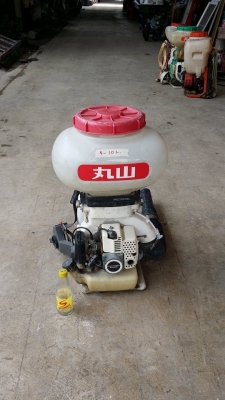 เครื่องฉีดพ่นยา เก่าญี่ปุ่น แบบกระเป๋าสะพาย เครื่องยนต์เบนซิน หลายขนาด สภาพดี เครื่องฉีดพ่นยา เก่าญี่ปุ่น แบบกระเป๋าสะพาย เครื่องยนต์เบนซิน หลายขนาด สภาพดี