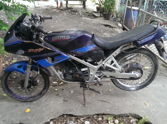 ขาย SUZUKI RGV150 เครื่องแน่นแรงพร้อมทะเบียนโอน ขาย SUZUKI RGV150 เครื่องแน่นแรงพร้อมทะเบียนโอน