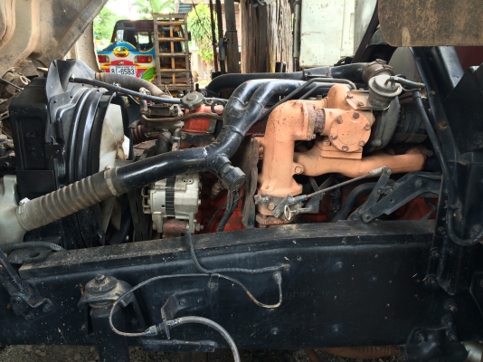 ขายเทลเลอร์บรรทุกแบคโฮ 10 ล้อ 2 เพลา ยี่ห้อ ISUZU Rocky 210 เครื่องยนต์ 6 bg เทอร์โบ อินเตอร์คลูเลอร์