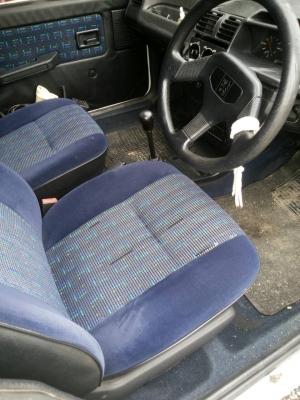 ขายเปอร์โย 205 ปี 95 สภาพสวย เครื่องช่วงล่างดีสภาพพร้อมใช้เติม E 20 ได้แอร์เย็นสบาย โทร.0861211314