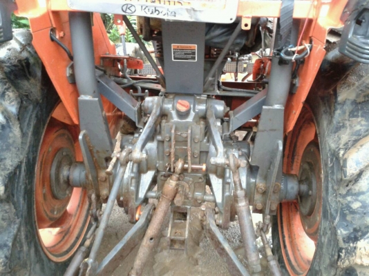 ขายรถไถ KUBOTA L3408 2เพลา 34แรง มีเล่มทะเบียน