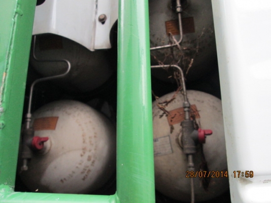 ขายถูก ไซโนทรัค 12 ล้อ NGV ดั้มเสาอากาศ วิ่ง 28,000 กม