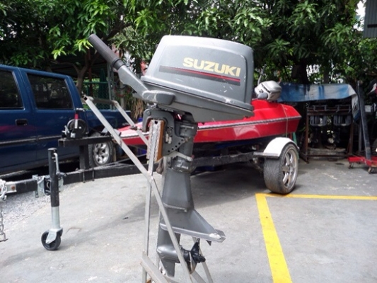 ขาย เครื่องเรือ SUZUKI 6 แรง 2 จังหวะ นำเข้าจากญี่ปุ่น เครื่องติดเดินดี น้ำออกปกติ ราคา 18,000