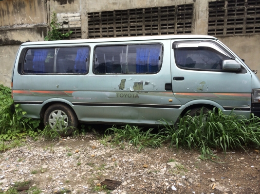 รถตู้หัวจรวต เครื่องเจ ติดแก็ตคับ