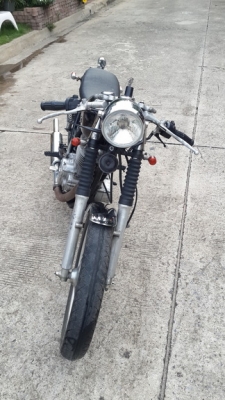 ขายด่วน SR400 แนวคาเฟ่ รถเพิ่งมาจากญี่ปุ่น