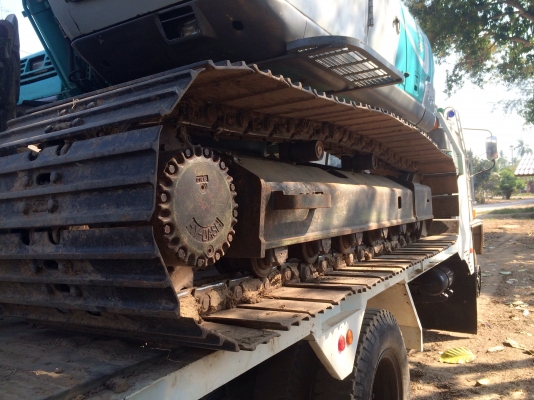 ขายแบคโฮ ยี่ห้อ KOBELCO SK120 Mark 5 อาร์มพิเศษ ใบแทค 70 ซม. ขายแบคโฮ ยี่ห้อ KOBELCO SK120 Mark 5 อาร์มพิเศษ ใบแทค 70 ซม.