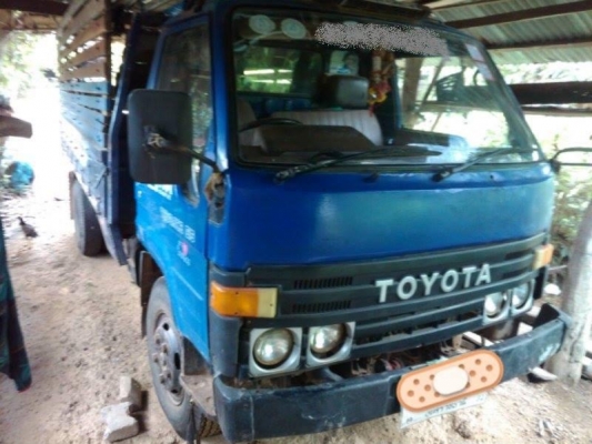 **198,000 บ.ต่อรอง**ขาย6ล้อ ถูกๆ TOYOTA DYNA BU87 14B-115HP ปี34 เครื่องเดิมเกียร์เดิม เครื่องแน่นดี แรงดี อึด ไม่เยิ้ม เกียร์สั้น เข้าง่ายไม่มีหลุด ช่วงล่างเดิมๆ 5น็อต หน้า-หลัง คัสซีสวยเดิมไม่ปะไม่ดาม กระบะพื้นไม้คอกไม้สภาพดี พื้นดีคอกดีไม่ผุ หัวเก๋งเดิ **198,000 บ.ต่อรอง**ขาย6ล้อ ถูกๆ TOYOTA DYNA BU87 14B-115HP ปี34 เครื่องเดิมเกียร์เดิม เครื่องแน่นดี แรงดี อึด ไม่เยิ้ม เกียร์สั้น เข้าง่ายไม่มีหลุด ช่วงล่างเดิมๆ 5น็อต หน้า-หลัง คัสซีสวยเดิมไม่ปะไม่ดาม กระบะพื้นไม้คอกไม้สภาพดี พื้นดีคอกดีไม่ผุ หัวเก๋งเดิ