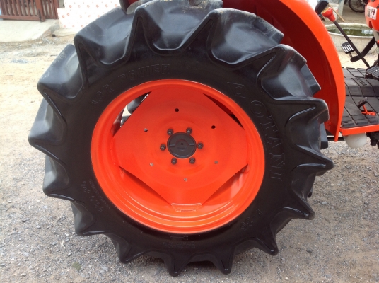 ปัญญาแทรคเตอร์มาแล้ว...จัดมาให้ตามคำเรียกร้อง  คูโบต้า L4708 ทำงาน1024ชม. โรตาลี่ RX182 (เพิ่มใบมีดใหม่ FD 185 ของศูนย์ 54,000) จัดส่ง อ.เมือง จ.กำแพงเพชร