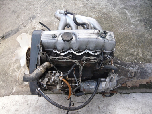 ขายเครื่องยนต์ดีเซล mitsu 4D56 พร้อมเกียร์ 17550 บาท