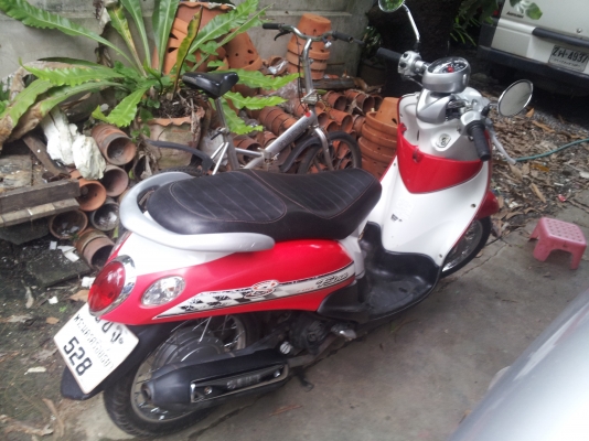 ํYamaha Fino S. ขาวแดง