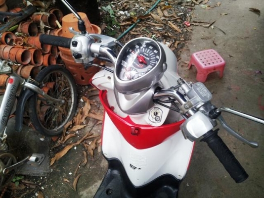 ํYamaha Fino S. ขาวแดง