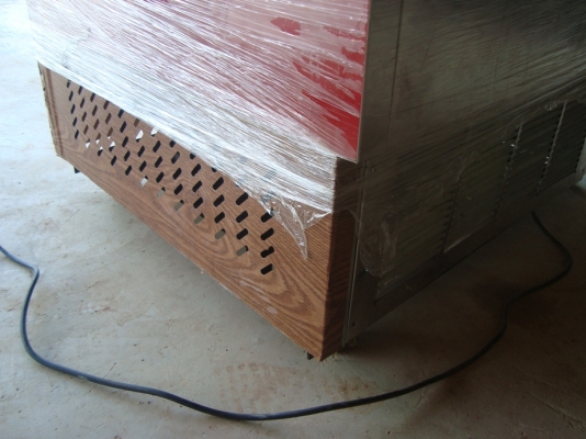 ตู้โชว์เค้ก      แอร์เย็น  มีไฟ 1 ดวง