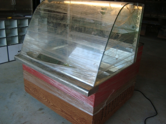 ตู้โชว์เค้ก      แอร์เย็น  มีไฟ 1 ดวง