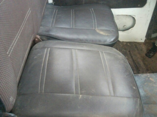 ขายเทรลเลอร์6ล้อ HINO KM350 เครื่องEQ100 เครื่องดี แคชซีสวย ยางดี มีบันไดขึ้นรถเกี่ยว หัวไม่ผุ ไม่มีเล่มทะเบียน สนใจโทร 090-8588220คุณนะ ขายเทรลเลอร์6ล้อ HINO KM350 เครื่องEQ100 เครื่องดี แคชซีสวย ยางดี มีบันไดขึ้นรถเกี่ยว หัวไม่ผุ ไม่มีเล่มทะเบียน สนใจโทร 090-8588220คุณนะ