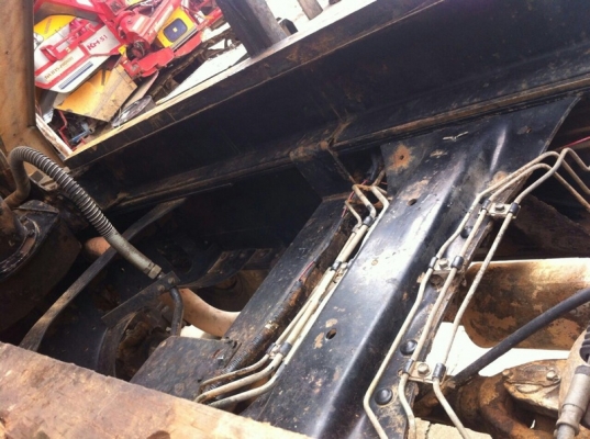 รถอีซูซุ 10 ล้อดั้ม 270 แรงม้า. ปี 40 สนใจติดต่อ 081 - 6079515 รถอีซูซุ 10 ล้อดั้ม 270 แรงม้า. ปี 40 สนใจติดต่อ 081 - 6079515