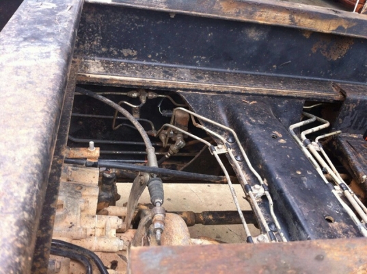 รถอีซูซุ 10 ล้อดั้ม 270 แรงม้า. ปี 40 สนใจติดต่อ 081 - 6079515 รถอีซูซุ 10 ล้อดั้ม 270 แรงม้า. ปี 40 สนใจติดต่อ 081 - 6079515