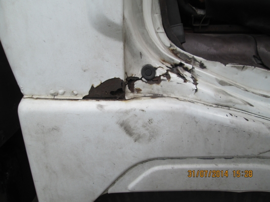 HINO-KM779.เครื่องWO4D.ครัชซีสวย.ตู้แห้ง3บาน5.50เมตร.สภาพสวยพร้อมใช้..ราคา.290.000บ