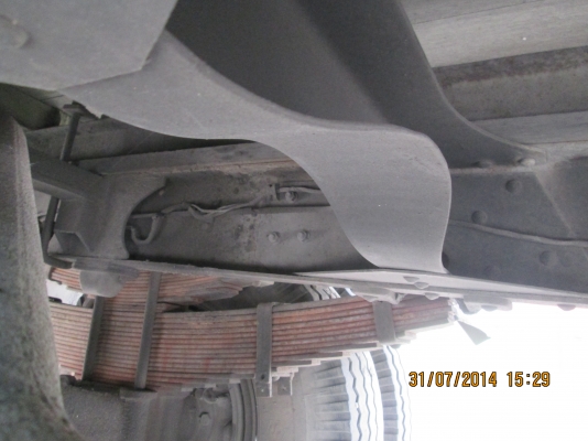 HINO-KM779.เครื่องWO4D.ครัชซีสวย.ตู้แห้ง3บาน5.50เมตร.สภาพสวยพร้อมใช้..ราคา.290.000บ