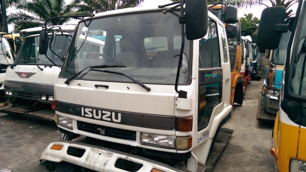 หัวเก๋ง isuzu rocky  โฉมสุดท้าย ตาหวาน