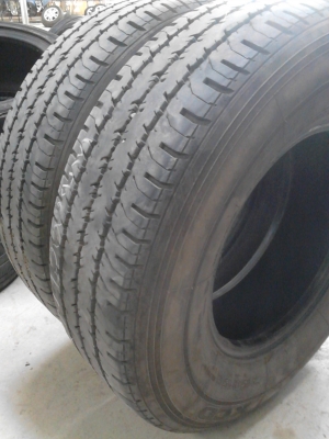 215R15C MICHELIN XCD มี 2 เส้น ปี 2013.  TEL.081-427-3941