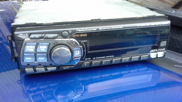 วิทยุ ALPINE 1Din CDA-9811J มือสองญี่ปุ่น