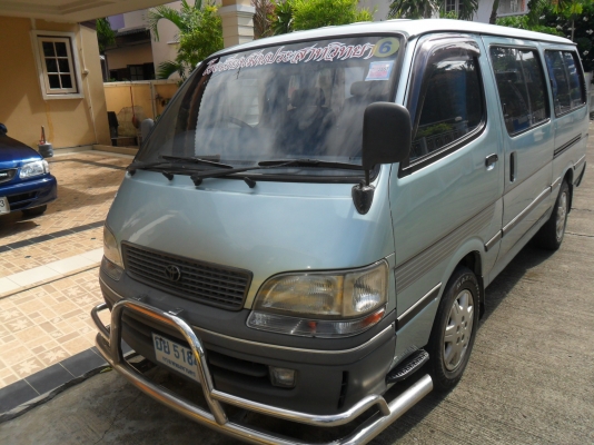 ขายรถตู้และรถมินิบัสรับส่งนักเรียน