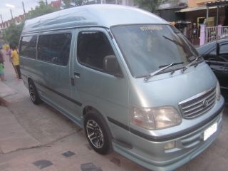 รถตู้สวย พร้อมใช้ รถตู้สวย พร้อมใช้